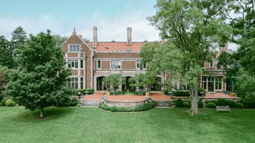 waveny house wedding venue in Connecticut 